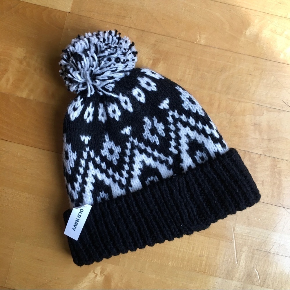 Old Navy Fair Isle PomPom Hat, Black, White, One Size (Adult)